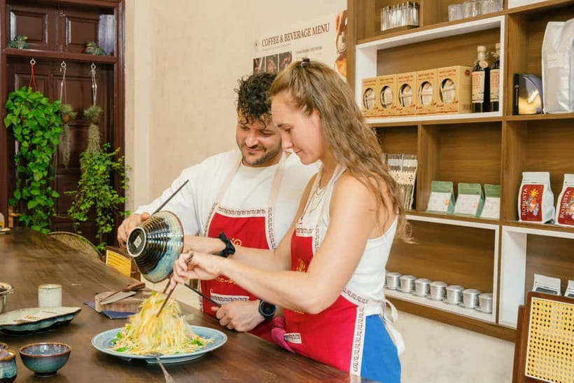 Hanoi Cooking Class: Market Tour, Free Recipe & Beverages - Key points to know before booking
