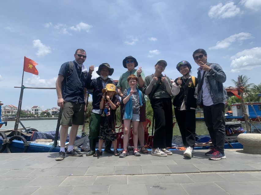 Hanoi Countryside Bike Tour: Red River Culture & Daily Life - Rice fields and Vietnamese farming