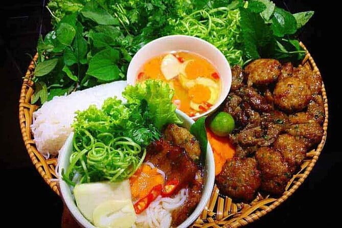 Hanoi Customized Street Food Walk with Train Street Experience - Timing, Pickup, and the Final Walk Back