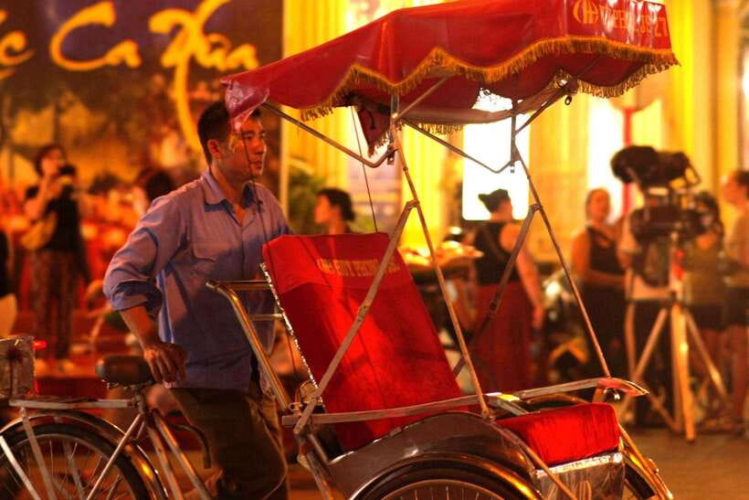 Hanoi: Cyclo the Old Quarter and Egg Coffee Tour - Timing, pickup, and group size