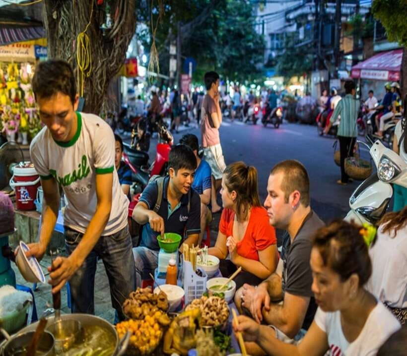 Hanoi: Eat Like a Local Small Group Street Food Tour - Key points to know before you book
