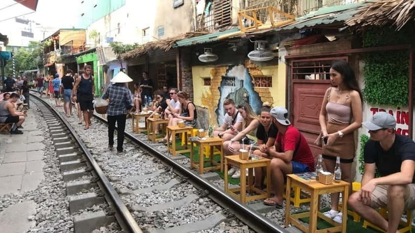 Hanoi: Eat Like a Local Small Group Street Food Tour - Walking, weather, and the amount of food