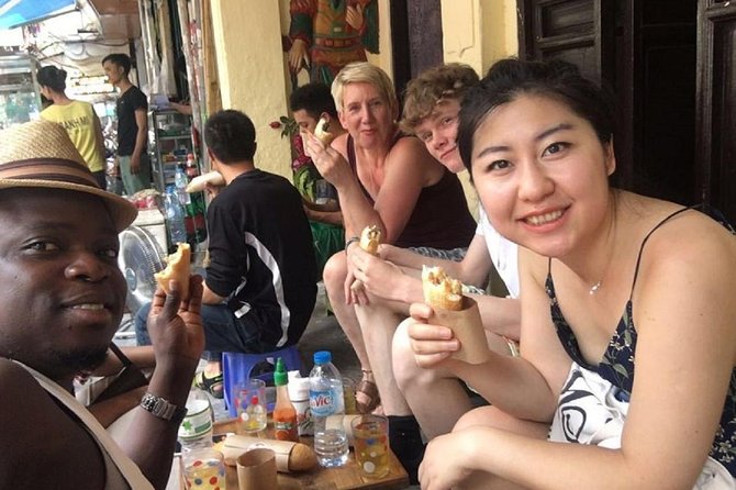 Hanoi Food on Foot: Walking Tour of Hanoi Old Quarter - Drinks in local cafes and bars
