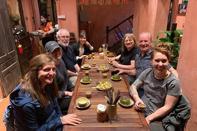 Hanoi Food Tours in Hanoi Old Quarter (Small Group/Private) - Meeting your guide in the Old Quarter