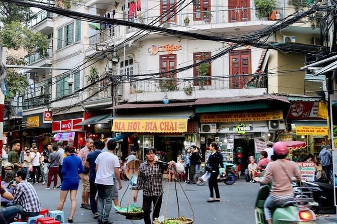 Hanoi Food & Train Street Tour - Key points at a glance