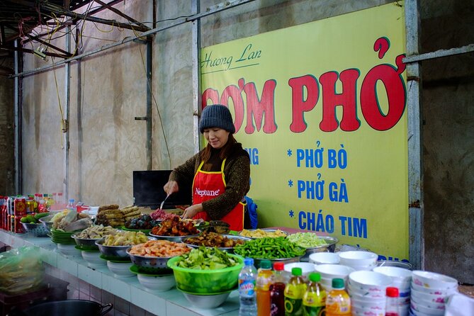 Hanoi Food & Train Street Tour - What the guide adds to the experience