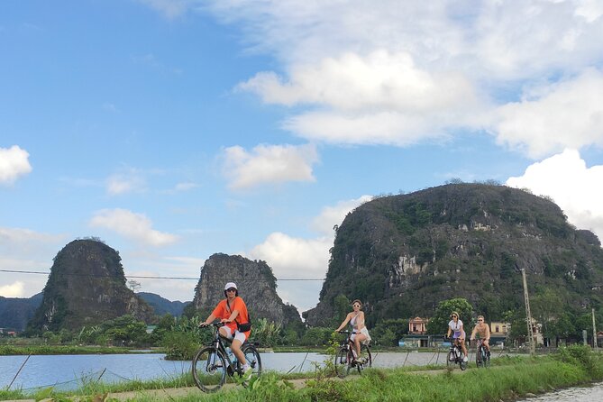 Hanoi Full Day A Private Tour With Mix of History and Activities - Private transport and the pace of an eight to ten hour day