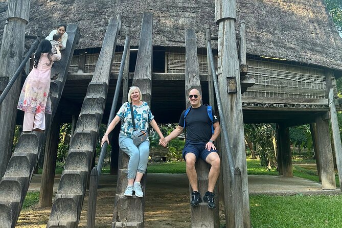 Hanoi Full-Day City Tour: Mausoleum, Temple, Pagoda & Lunch - Hoa Lo Prison and the Hanoi Hilton