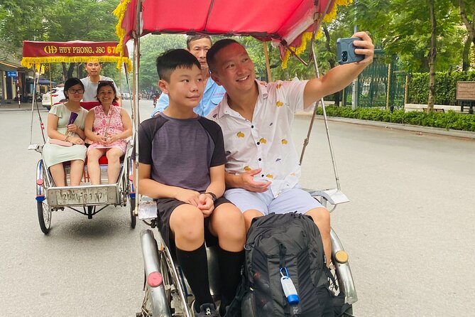 Hanoi Full-Day on Monday/Friday small group max 8 pax. - A cyclo hour through the Old Quarter
