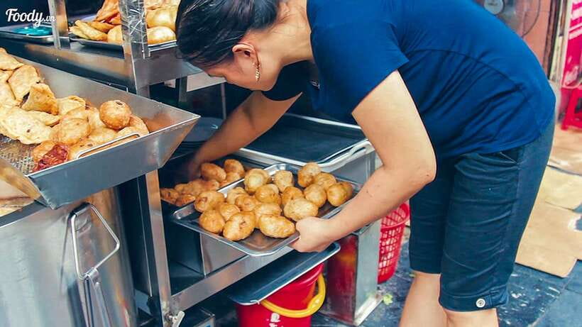 Hanoi: Guided Food Tour with Train Street Visit - Egg coffee gives Train Street its setting