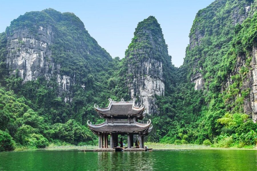 Hanoi: Guided Full-Day Hoa Lu, Trang An and Mua Cave Tour - Hoa Lu, Vietnam’s former royal capital