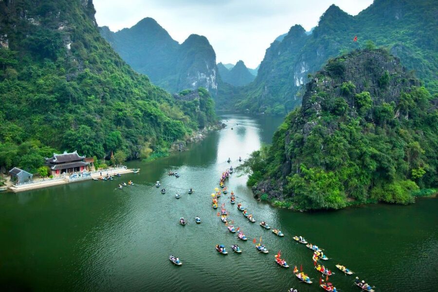 Hanoi: Guided Full-Day Hoa Lu, Trang An and Mua Cave Tour - Buffet lunch and what the price covers