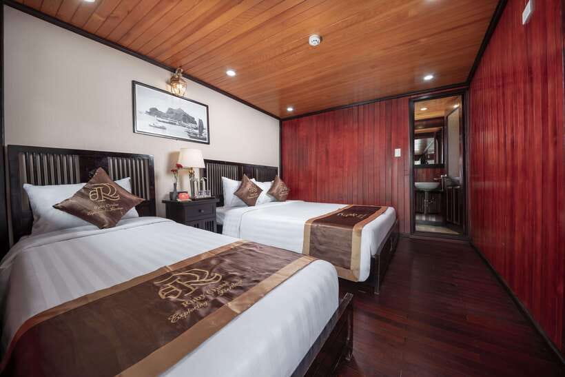 Hanoi: Ha Long Bay 2-Day 1-Night Tour by 4-star Luxury Junk - Meeting Ruby Cruise at Tuan Chau Marina