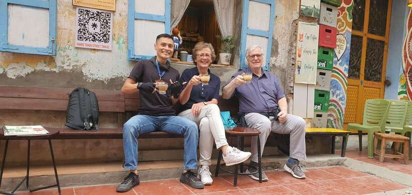 Hanoi:Half-day City Highlights and Hidden Gems Tour - Hoan Kiem Lake and the center of Hanoi
