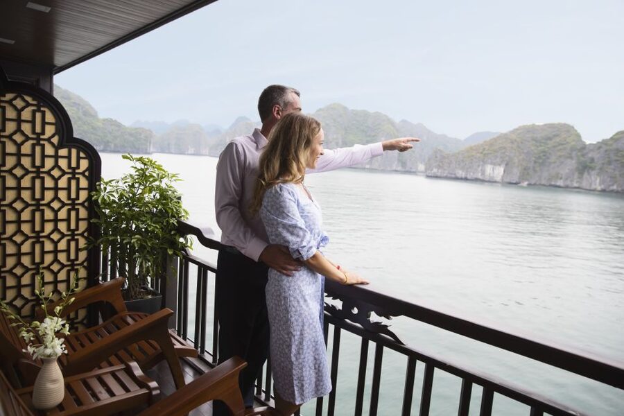 Hanoi: Halong Bay 2-Day 5-Star Balcony Cruise & Bathtub - What the $162 price really covers