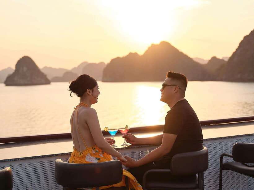 Hanoi: Halong Bay Full-Day Tour with 5-star Diamond Cruise - What the $60 price really covers