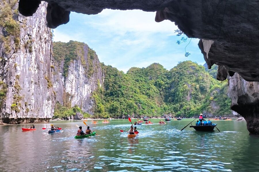 Hanoi Halong Luxury Day Tour with Private Cabin - Titop Island from beach to 360-degree view