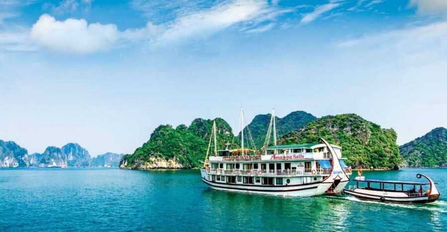 Hanoi Halong Luxury Day Tour with Private Cabin - Afternoon rest in the private cabin
