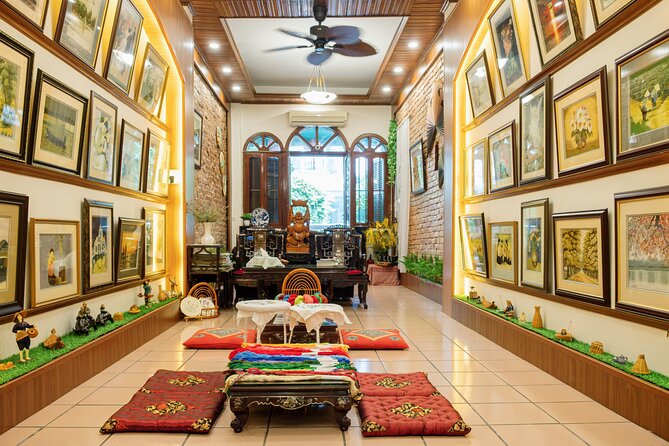 Hanoi Heritage: Traditional Embroidery Workshop in Ancient House - Meeting Hong in a Hanoi family craft tradition
