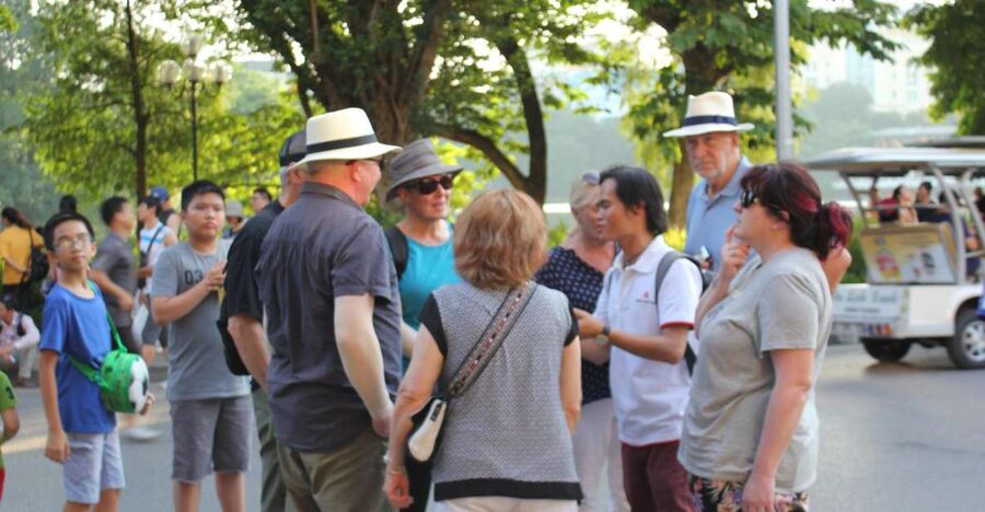 Hanoi Highlights: Full-Day Small Group City Tour with Lunch - Temple of Literature and Vietnam’s scholarly tradition