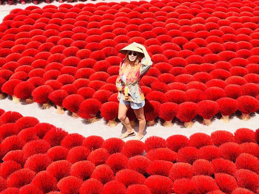 Hanoi: Incense Village, Hat, Lacquer, & City Highlights Tour - Train Street can extend the day