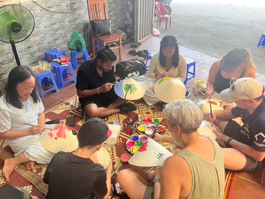 Hanoi: Incense Village, Hat-Making & Ninh Binh, Tam Coc Tour - Lunch at a local home on the full-day route