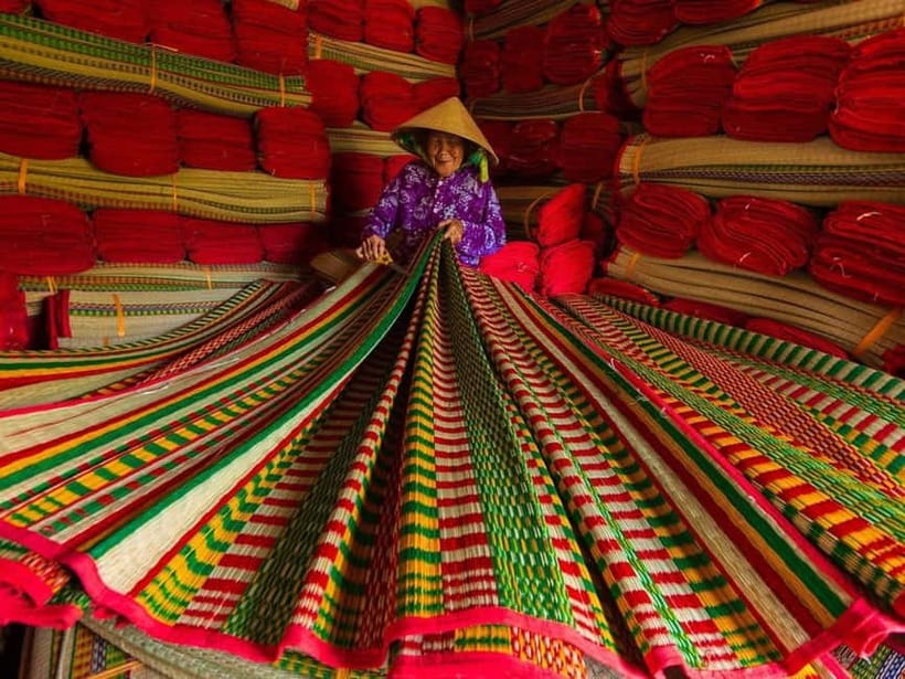 Hanoi: Incense Village, Hat Village or Weave Mat SMALL GROUP - Quang Phu Cau and the bright colors of incense making