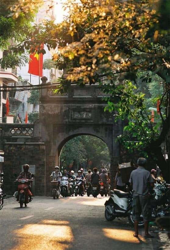 Hanoi Jeep Adventure: A Cultural Journey - Backstreet Hanoi and the city behind the main roads