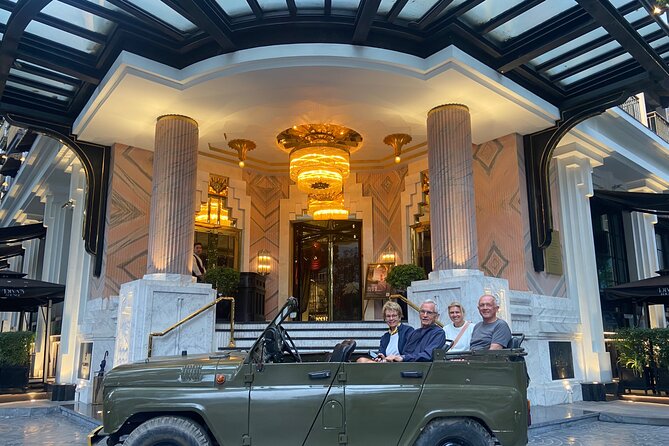 Hanoi Jeep Tour: City Highlights, Train St & Hidden Gems - Banana Island and the Red River