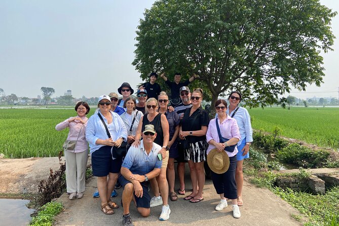 Hanoi Jeep Tour: City Highlights, Train St & Hidden Gems - West Lake and the road back toward daily life