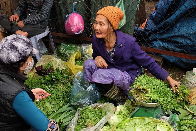 Hanoi Long Bien Sunrise Photo Tour - From Market Streets to a Waking Old Quarter