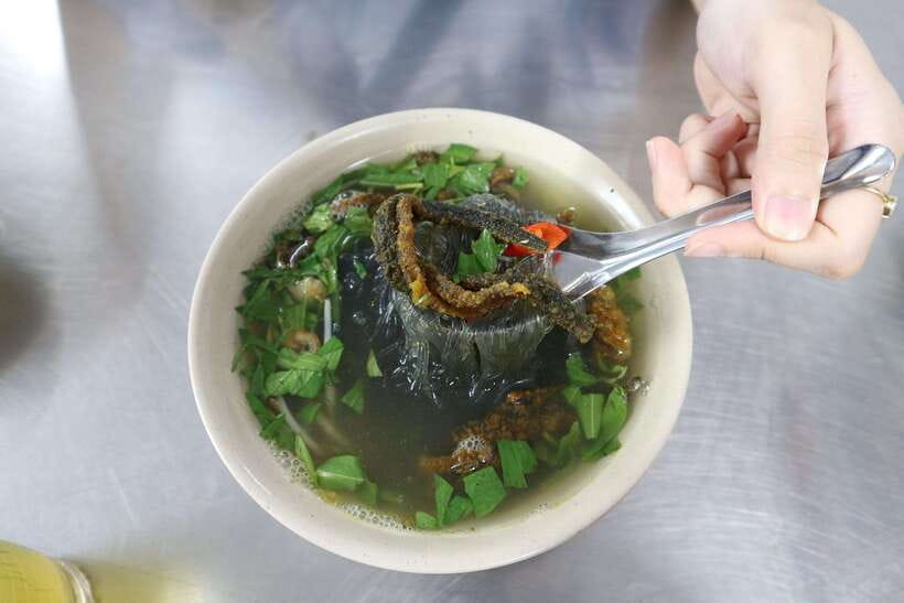 Hanoi: Michelin Guide Street Food Walking Tour - Why $19 is good value