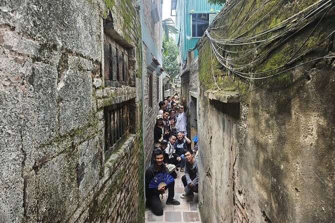 Hanoi Michelin Star Street Food Walking Tour & Train-Street - Why this food walk works so well in Hanoi