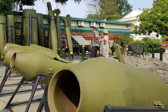 Hanoi Military tour for Half day city - The B-52 Victory Museum and Hanoi’s 1972 air defense