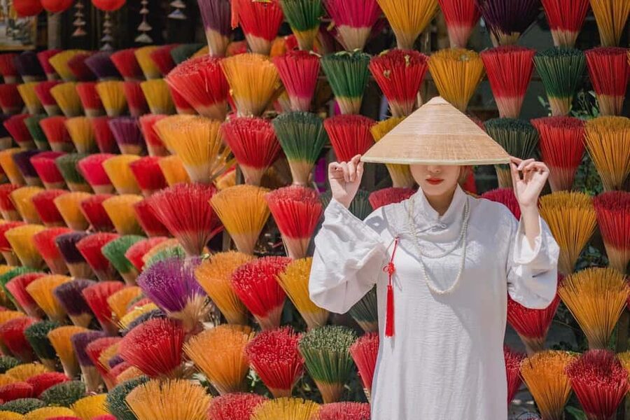 Hanoi Nhan Hien Sculpture Village or Hat and Incense Village - Key points at a glance