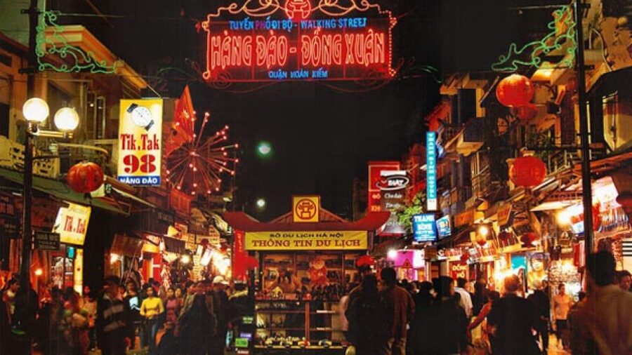 Hanoi Night Lights Food Tour by Motorbike - The food stops: four tastes of Hanoi