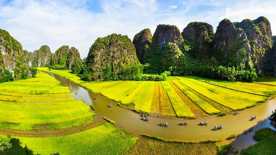 Hanoi/Ninh Binh: 1-Day Tam Coc/Trang An, Hoa Lu & Mua Caves - A village bike ride with an easy alternative