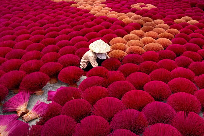 Hanoi, Ninh Binh and Ha Long 6 Day 5 Night Overnight Cruise Tour - Day 2: Three villages and the work behind Vietnamese crafts