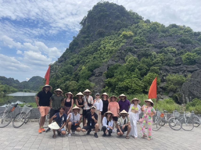 Hanoi: Ninh Binh, Hoa Lu, Tam Coc and Mua Cave Day Trip - The day at a glance