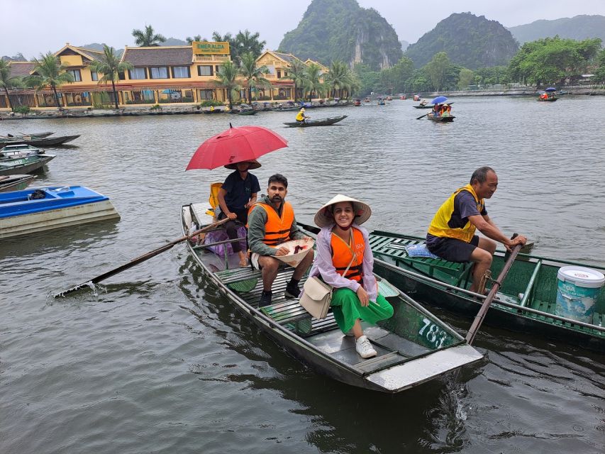 Hanoi: Ninh Binh, Hoa Lu, Tam Coc and Mua Cave Day Trip - Tam Coc by sampan, about 1.5 hours on the river