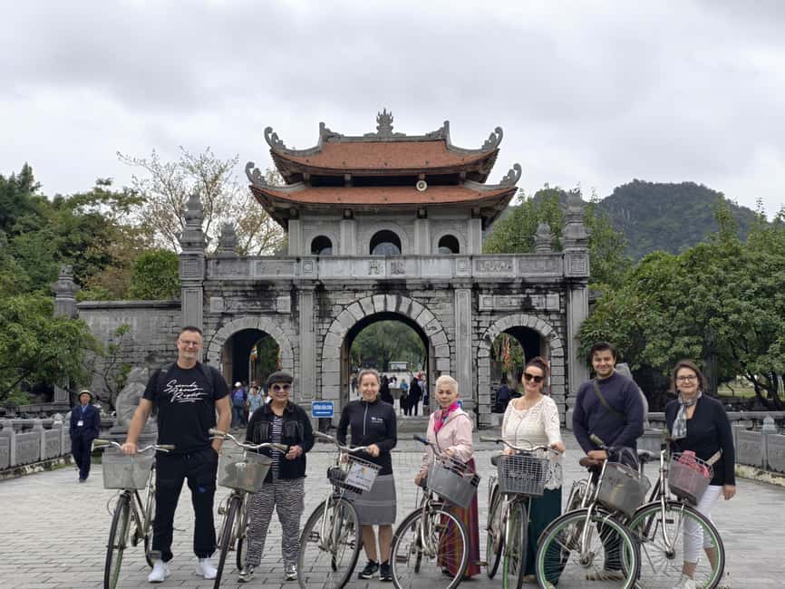Hanoi: Ninh Binh small group day tour by luxury dcar 9-seats - Who should book this day trip?