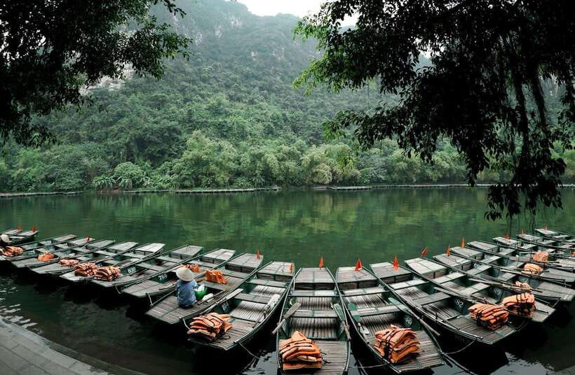Hanoi:Ninh Binh-Trang An-Mua Cave-Hoa Lu&Cycling BEST SELLER - Transport, timing, and the long return to Hanoi