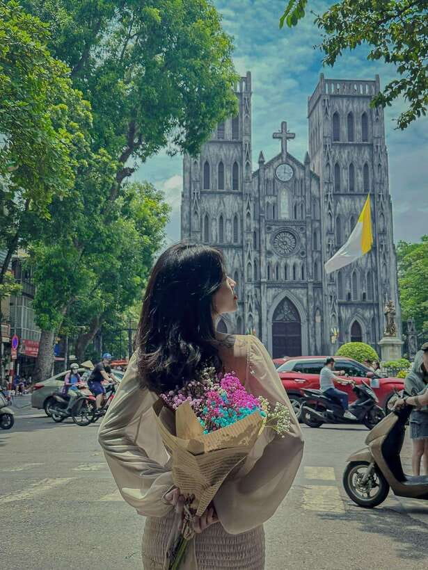 Hanoi Old Quarter City Tour With Professional Guide - Choosing the historic landmarks