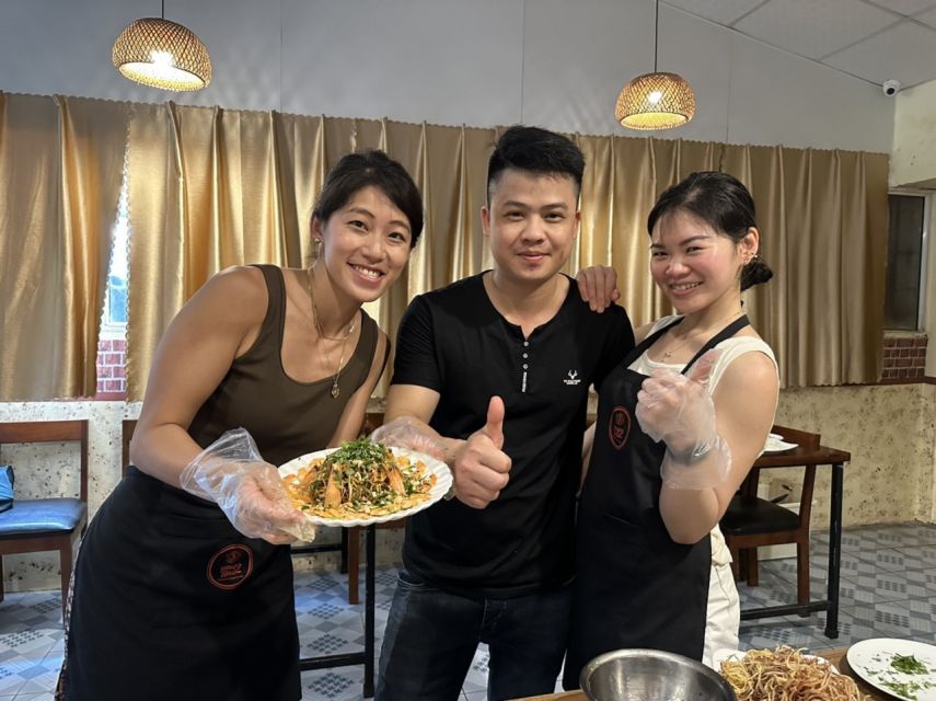 Hanoi: Old Quarter Market Tour and Cooking Class with Meal - Eating what you prepared