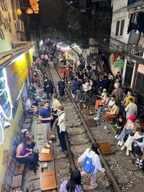 Hanoi: Old Quarter Street Food Walking Tour with Guide - Pho first: Hanoi’s famous bowl