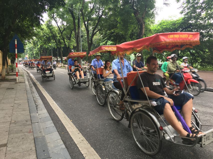 Hanoi: Old Quarter Trishaw Cyclo Tour - Commentary is the main limitation