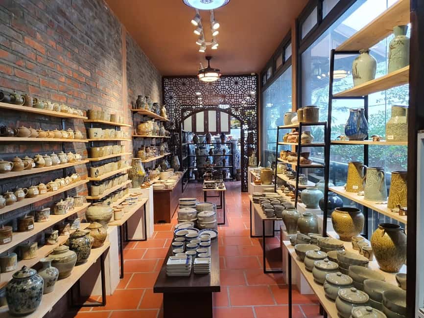 Hanoi Outskirts: Bat Trang Ceramic Village Tour by Jeep - Lunch with bun cha in the picture
