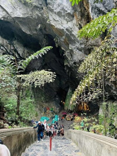 Perfume Pagoda Day Tour with Boat Ride & Cave Visit