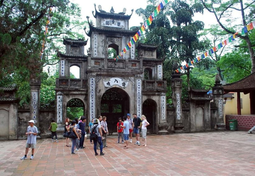 Hanoi: Perfume Pagoda Day Tour with Boat Ride & Cave Visit - Guide Quality and the Human Side of the Day