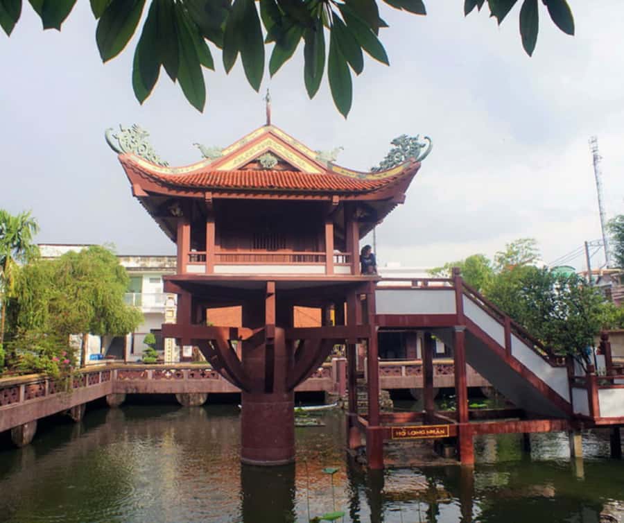 Hanoi: Private Half-day City Highlights and Hidden Gems Tour - Dong Xuan Market: Hanoi’s Working Side